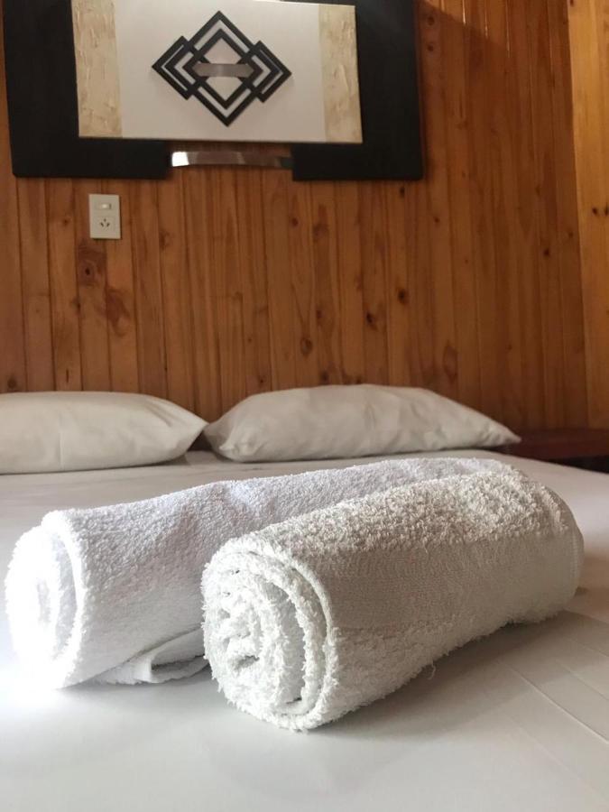 El Pindo Iguazu Aparthotel Пуерто Игуасу Екстериор снимка